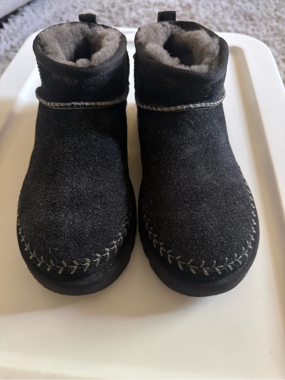 UGG CLASSIC ULTRA MINI BARRITZ